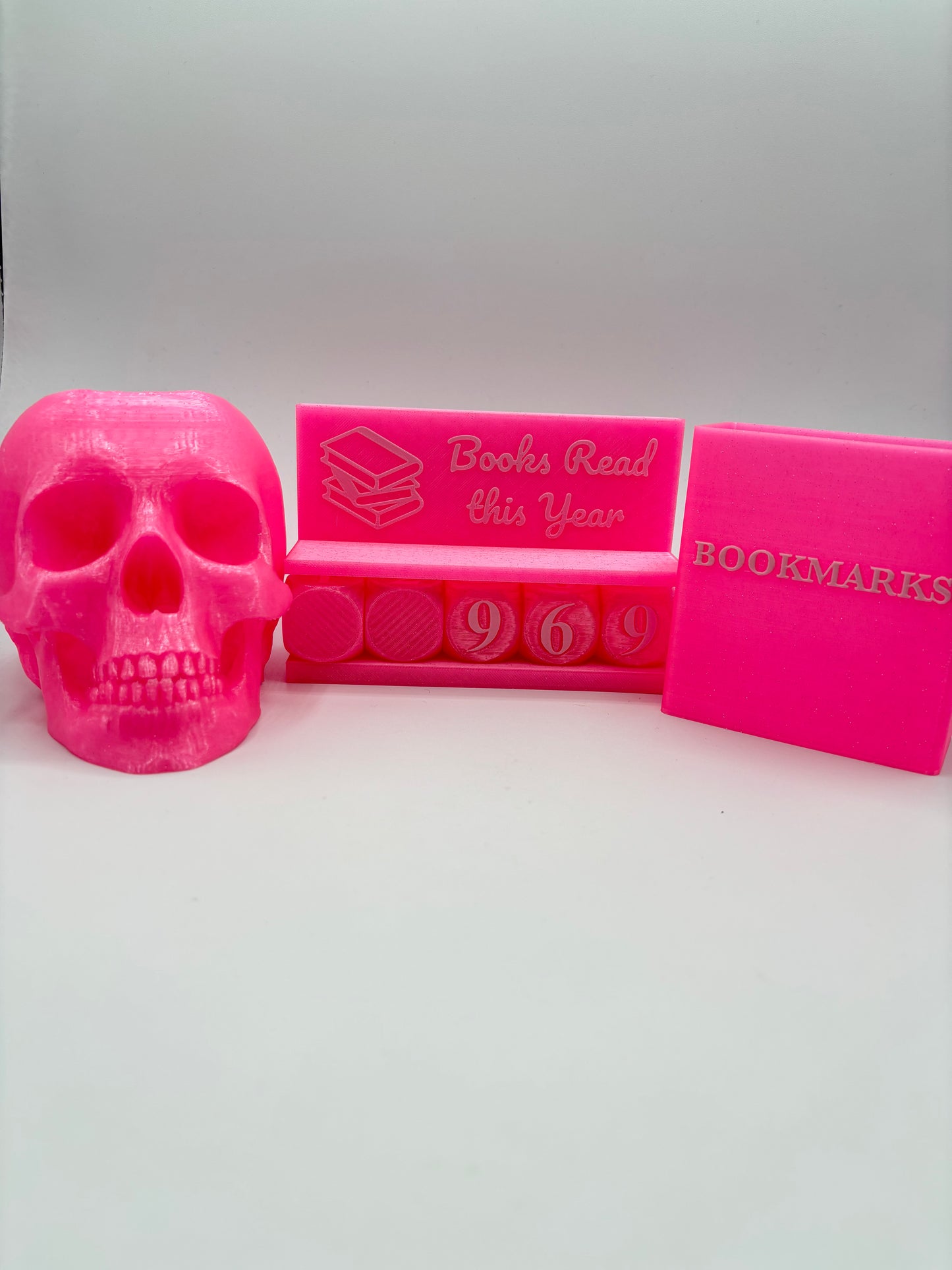 3D Printed Book Lovers Accessory Bundle – Adjustable book tracker up to 999 Books, book mark box, skull pen holder, Multiple Colors
