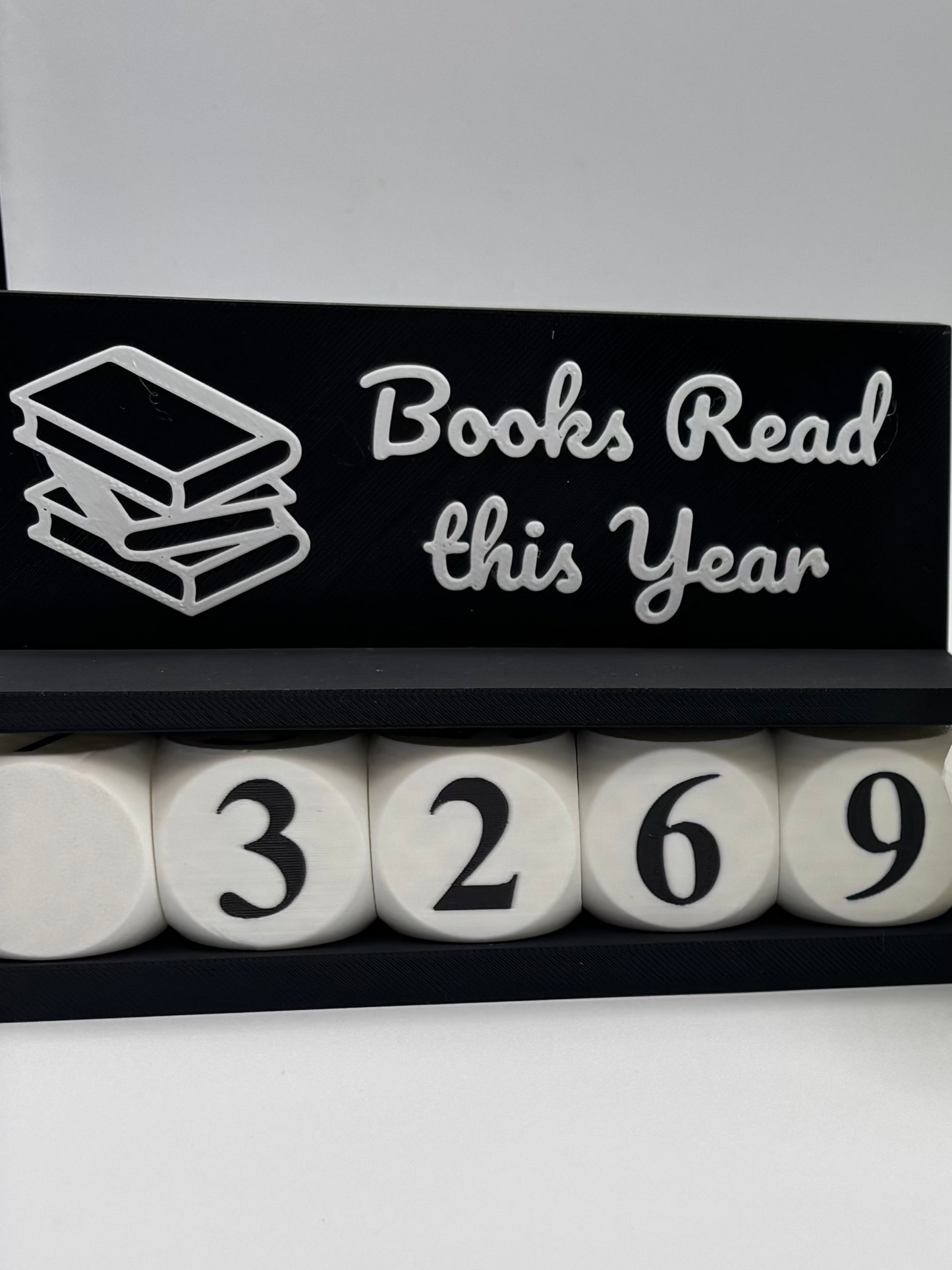 3D Printed Books Read This Year Tracker – Adjustable up to 999 Books, Multiple Colors