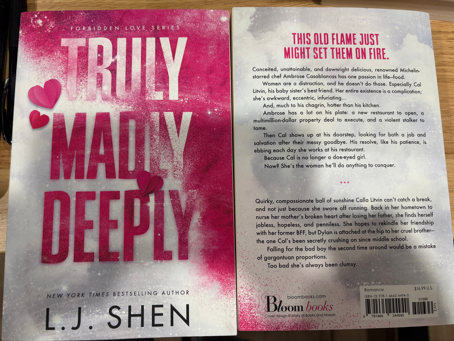 Contemporary Romance - Book Buddy Bundle – Date with a Book + Collectible Buddy Experience