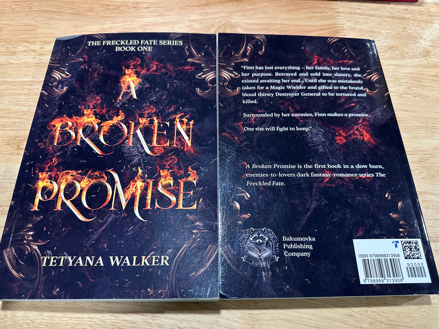 Fantasy/Romantasy Book Buddy Bundle – Date with a Book + Collectible Buddy Experience