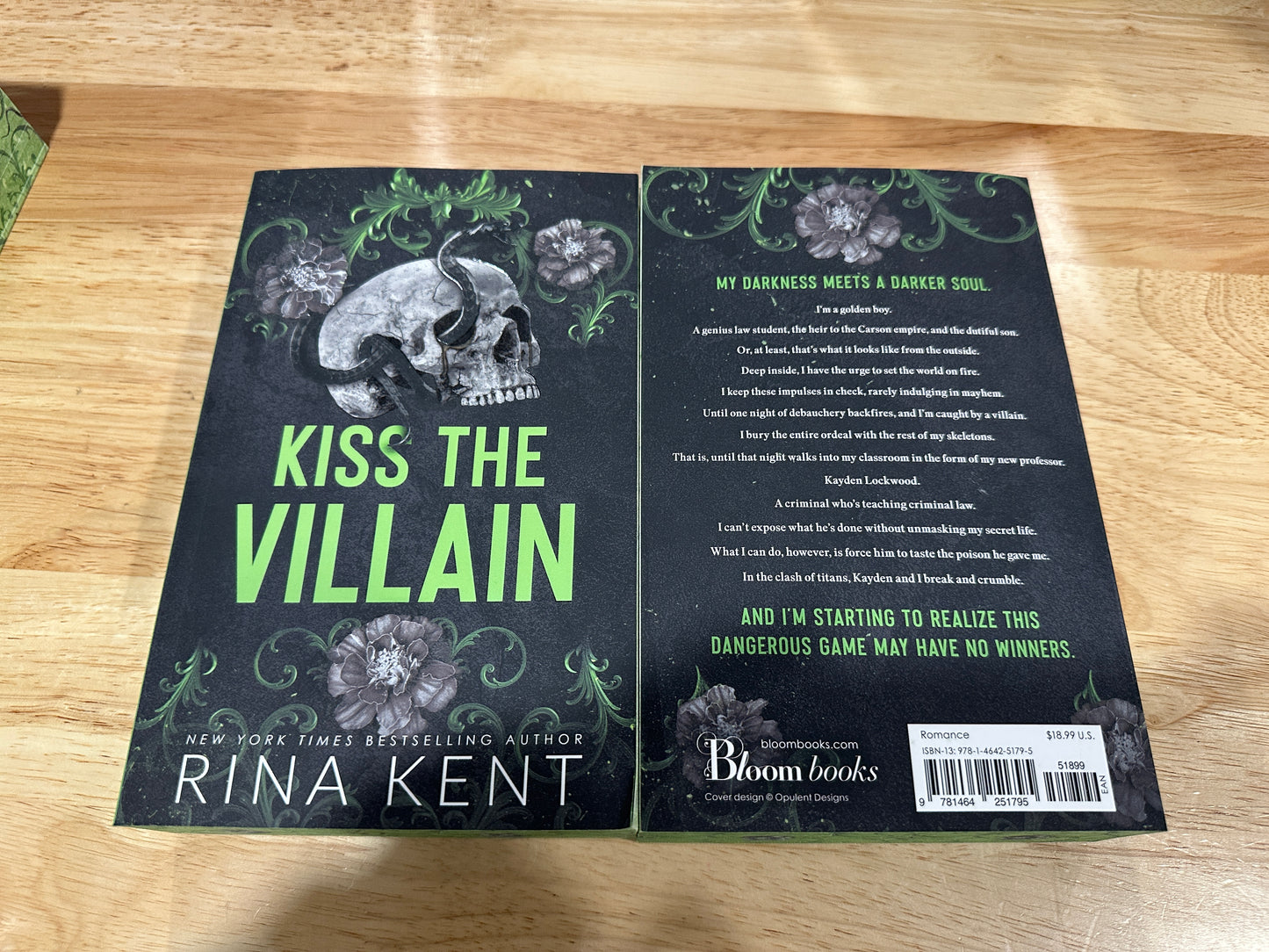 Valentine Book Bundle - Aesthetic Date with a Book Gift for Dark & Spicy Readers