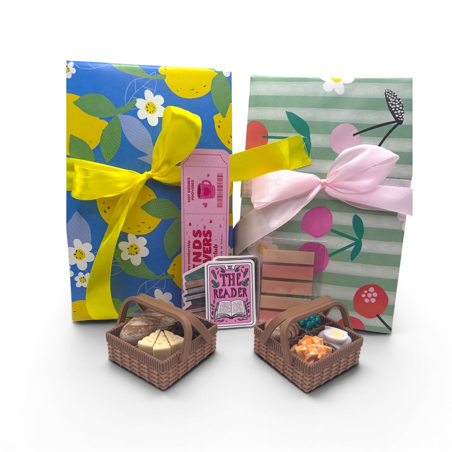 Picnic Lunch With A Book - Adult Novel & Picnic Basket Clicker!
