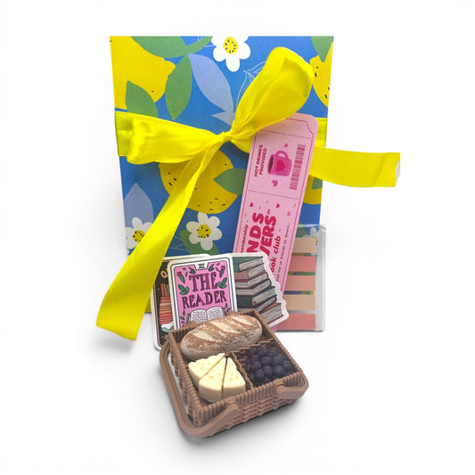 Picnic Lunch With A Book - Adult Novel & Picnic Basket Clicker!