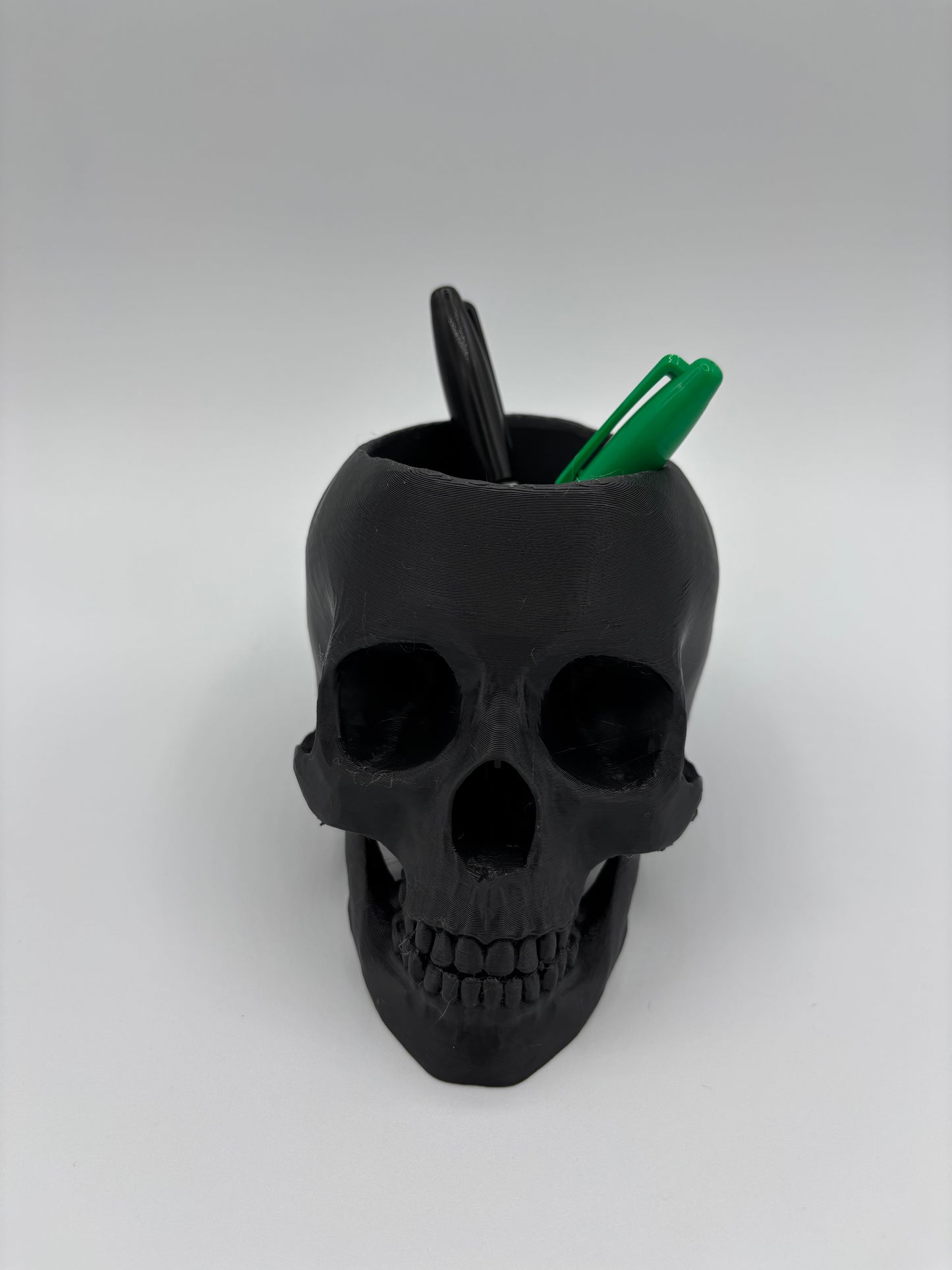 Skull pen, pencil, makeup brush holder