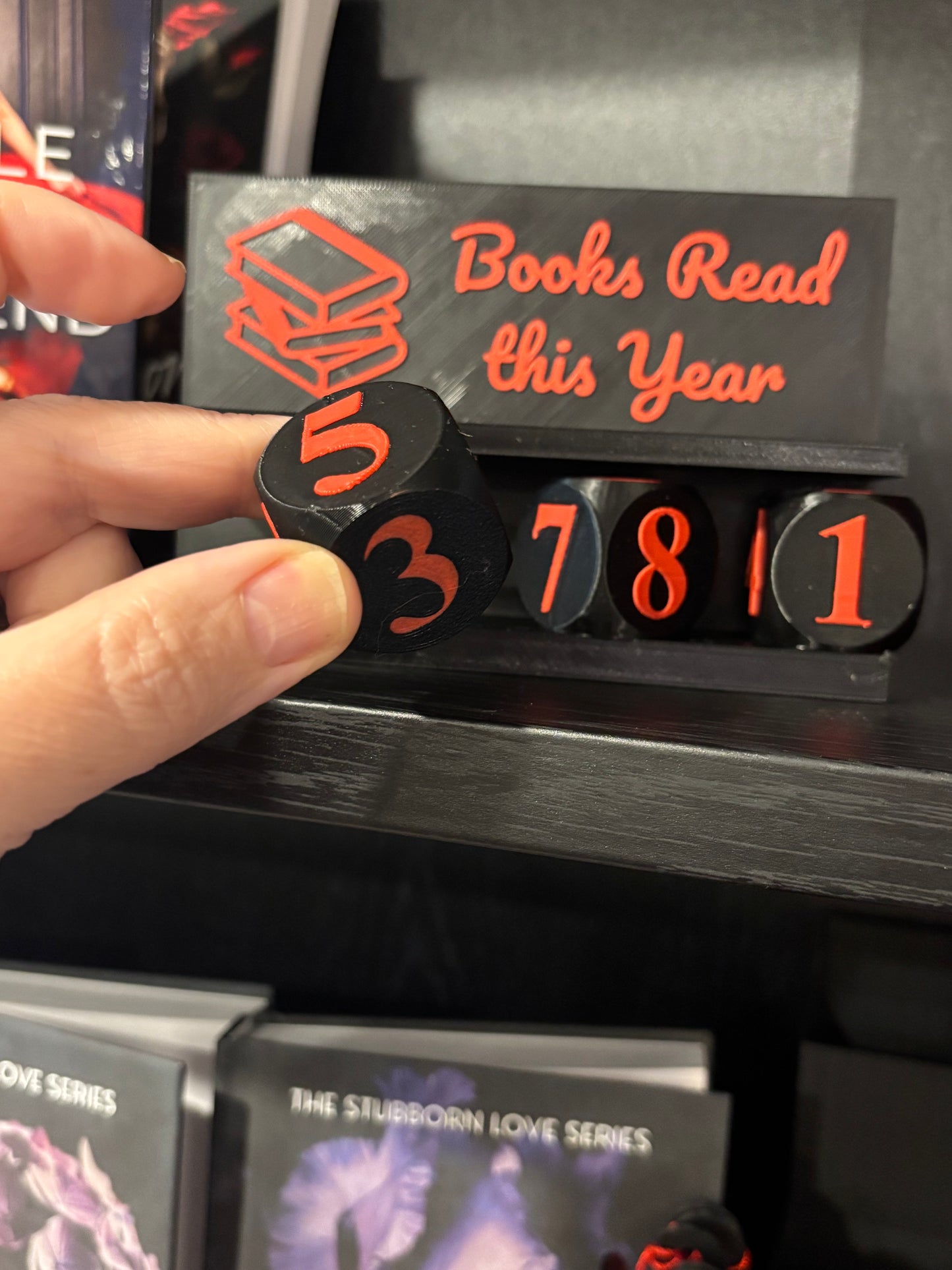 3D Printed Books Read This Year Tracker – Adjustable up to 999 Books, Multiple Colors