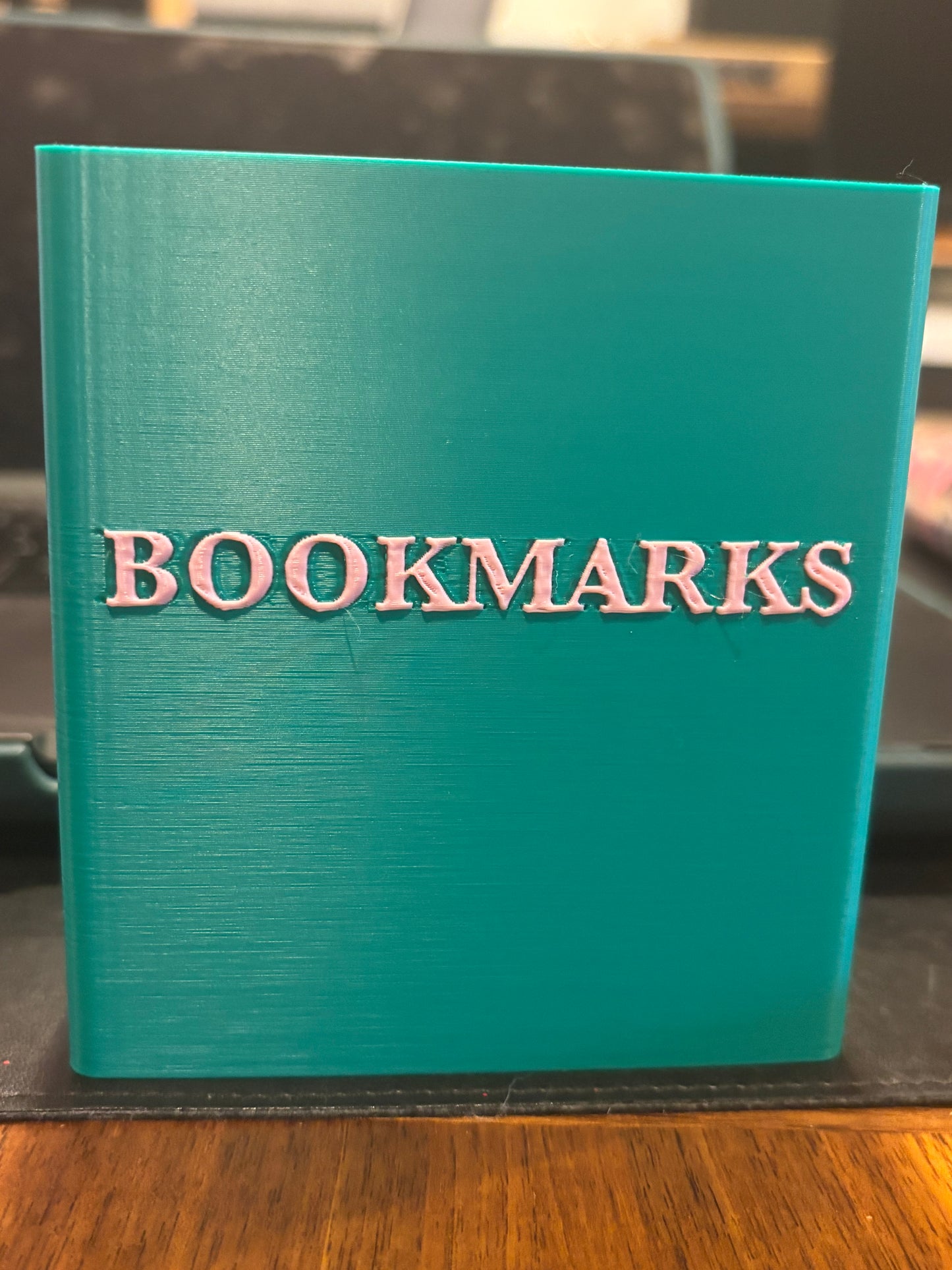 3D Printed Bookmark Holder in Various Color Options