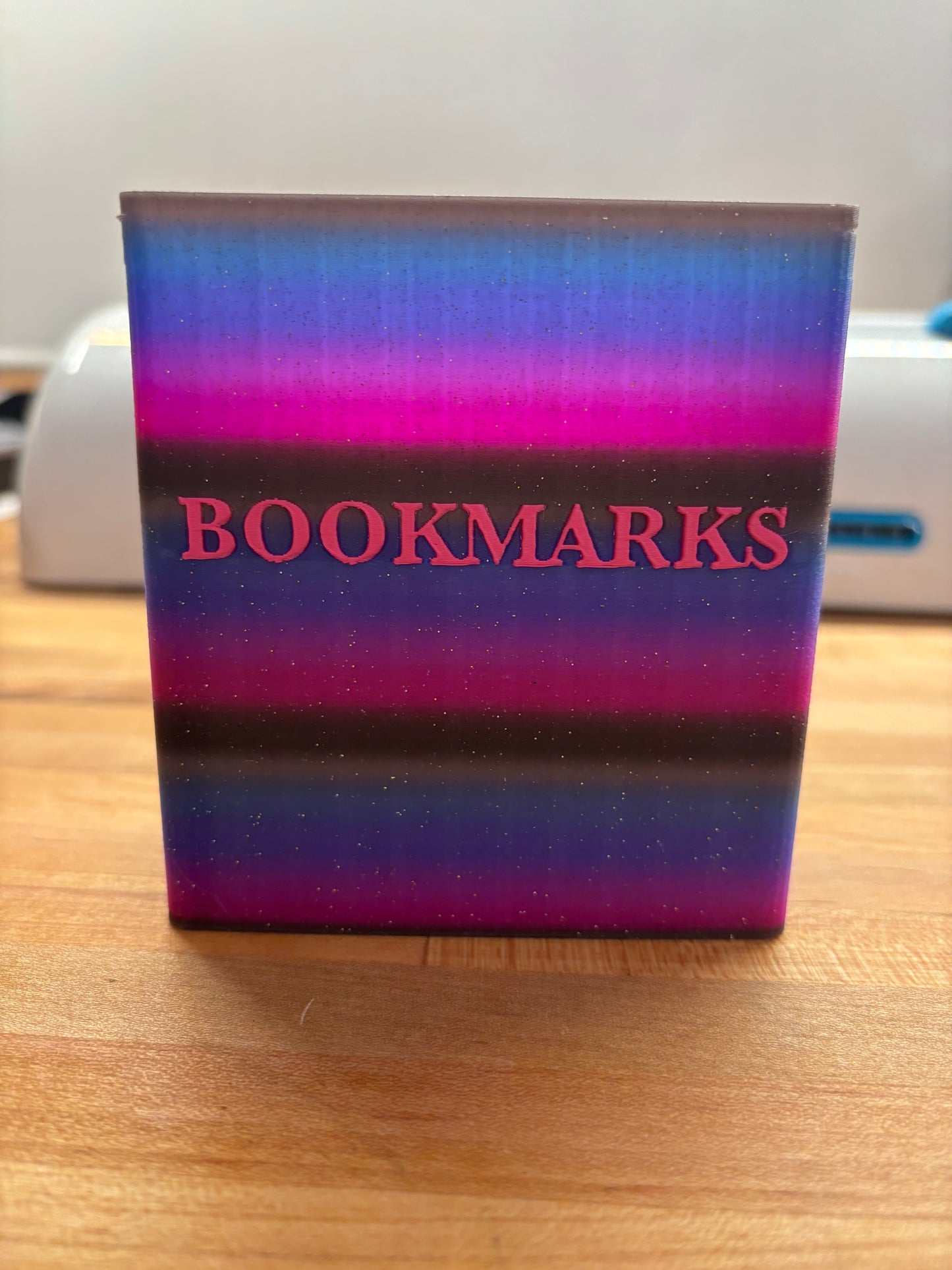 3D Printed Bookmark Holder in Various Color Options