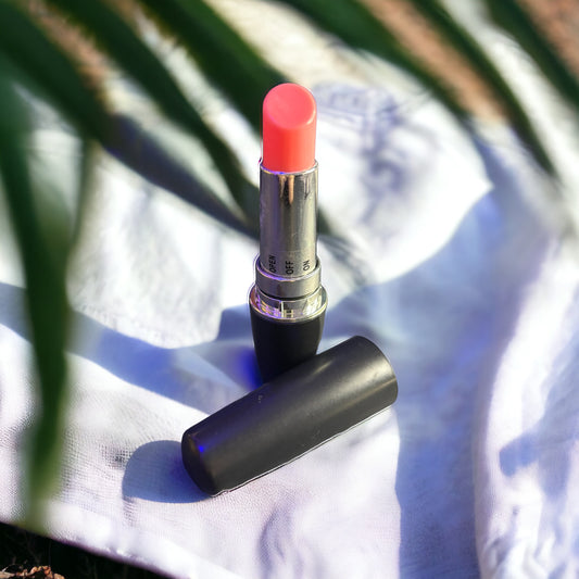 Discreet Lipstick Vibrator - Clit Stimulation On-The-Go - Mini Bullet Vibrator - Realistic Design - Travel-Friendly - Compact and Powerful - Hide in Your Purse - Masturbation to-Go